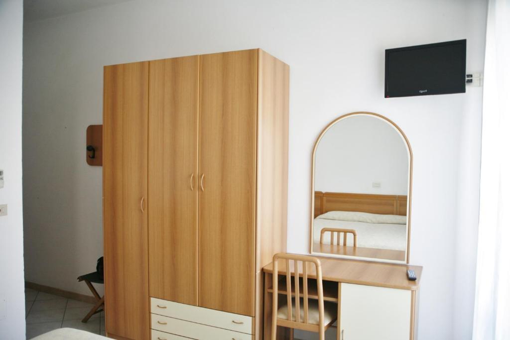 Hotel Primula Azzurra Cervia Exterior photo