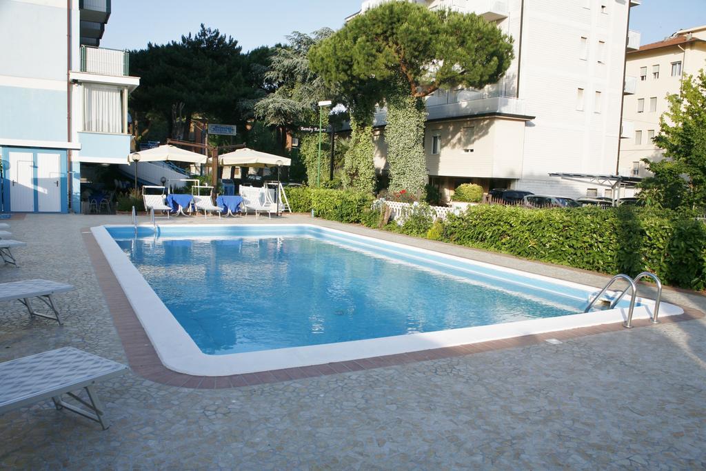 Hotel Primula Azzurra Cervia Exterior photo