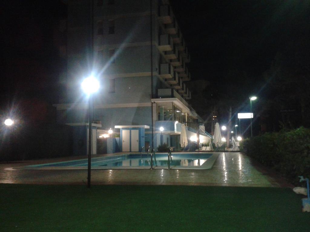 Hotel Primula Azzurra Cervia Exterior photo