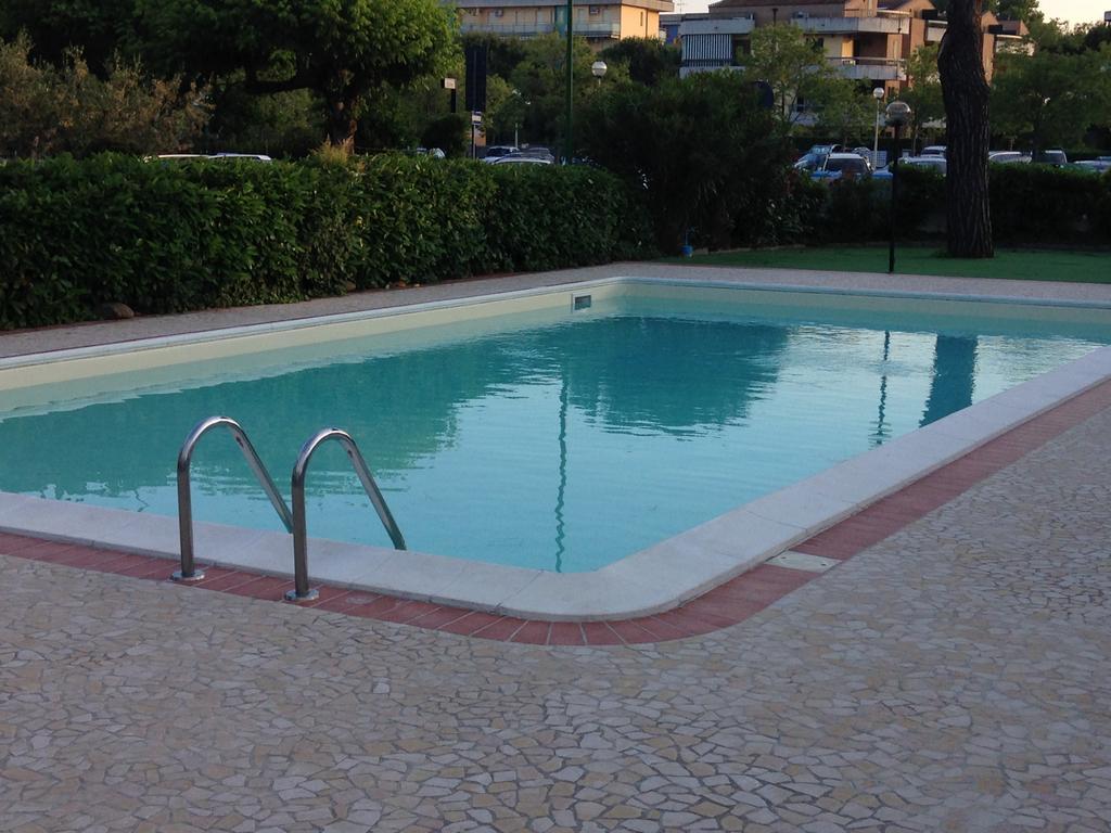 Hotel Primula Azzurra Cervia Exterior photo
